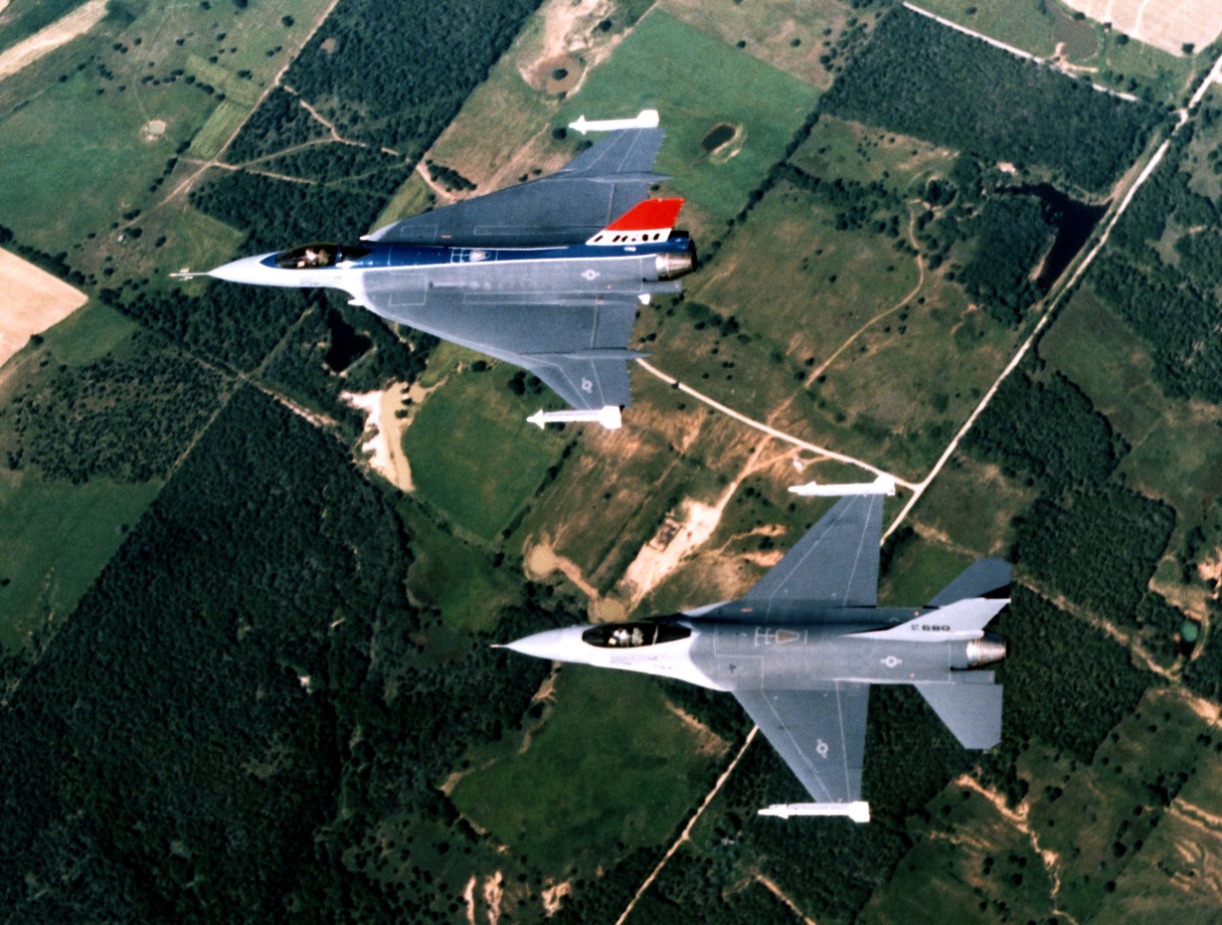 F-16XL