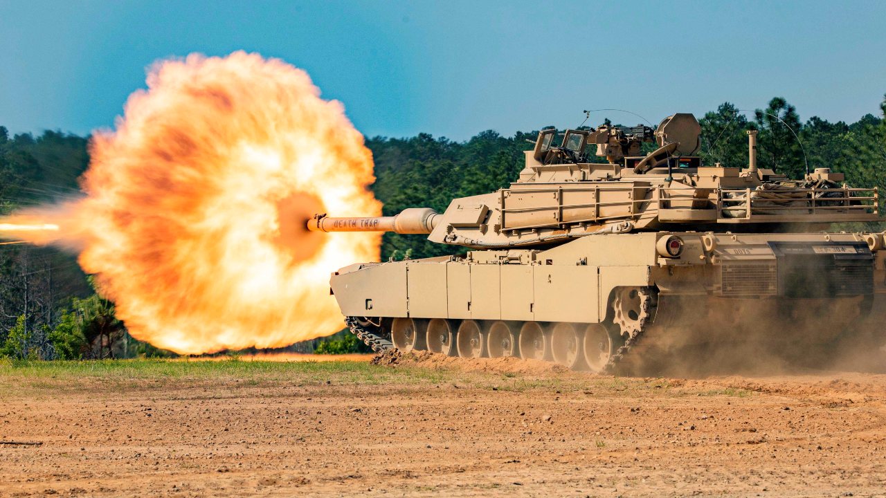 M1 Abrams Tank