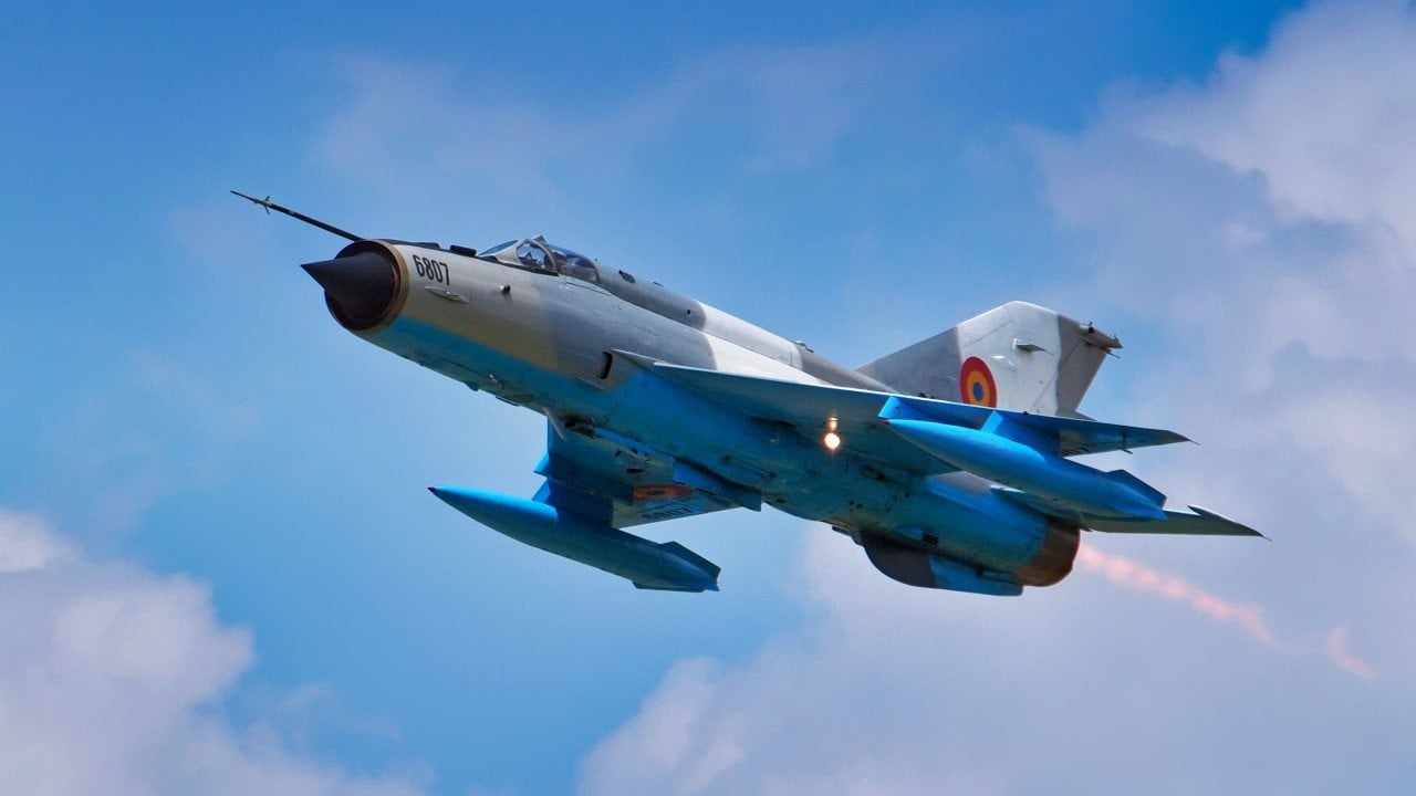 MiG-21