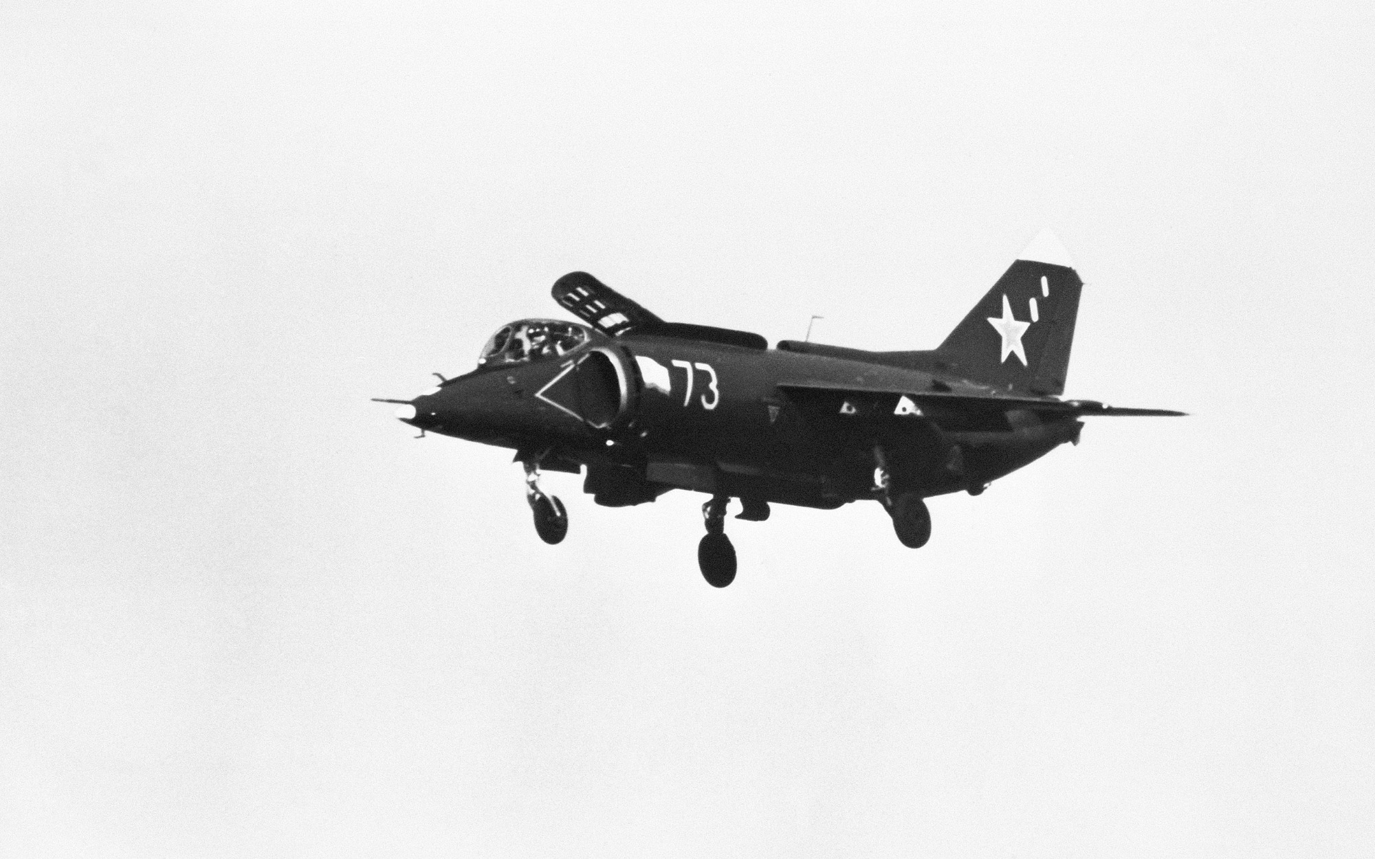 YAK-38