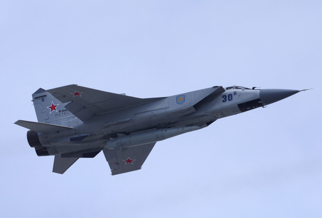 MiG-41