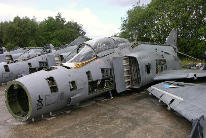 By Jerry Gunner from Lincoln, UK - This one still has the "Spook" painted on the nose.Uploaded by tm, CC BY 2.0, https://commons.wikimedia.org/w/index.php?curid=24979546