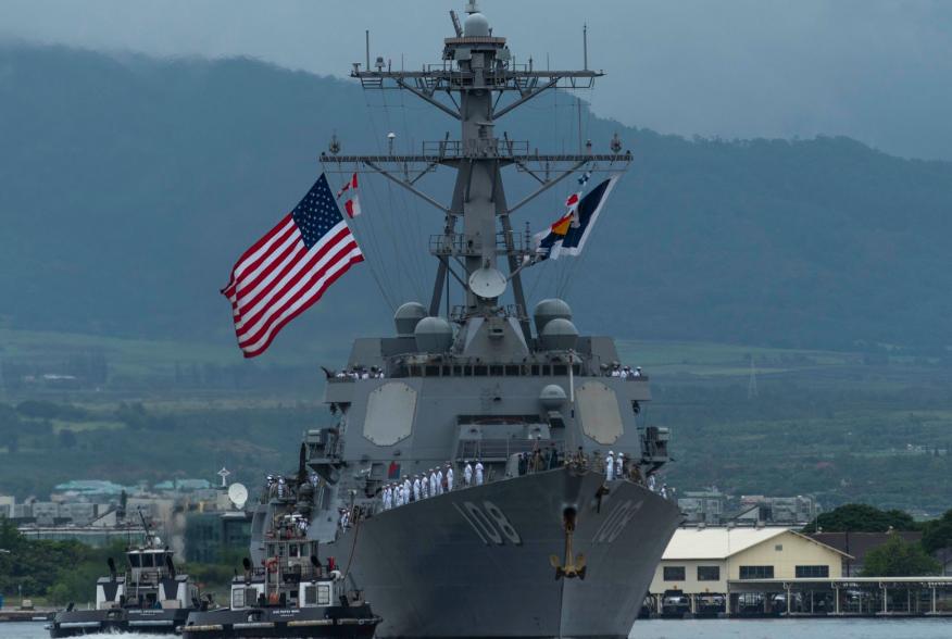 https://www.dvidshub.net/image/4730452/aloha-wayne-e-meyer-arrives-her-new-home-pearl-harbor