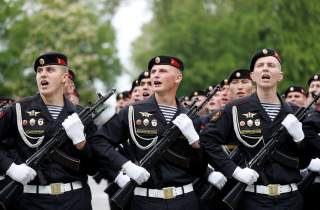 https://pictures.reuters.com/archive/RUSSIA-NAVY-PARADE-RC170918BB00.html