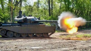 Challenger Tank Firing