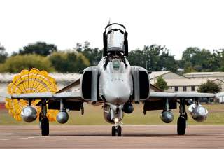 By Airwolfhound from Hertfordshire, UK - F-4E Phantom - RIAT 2017, CC BY-SA 2.0, https://commons.wikimedia.org/w/index.php?curid=61288699