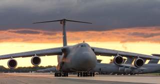 https://www.dvidshub.net/image/5498952/c-5m-super-galaxy-taxis-dover-afb