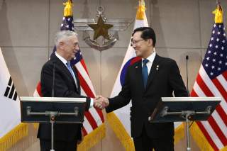 U.S. Secretary of Defense James Mattis (L) shakes hands with South Korean Defense Minister Song Young-moo (R) before their meeting on June 28, 2018 in Seoul, South Korea. Chung Sung-Jun/Pool via REUTERS *** Local Caption *** James Mattis;Song Young-moo