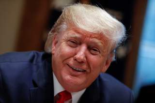 U.S. President Donald Trump participates in a listening session on youth vaping and the electronic cigarette epidemic inside the Cabinet Room at the White House in Washington, U.S., November 22, 2019. REUTERS/Tom Brenner