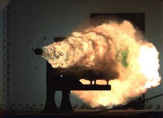 https://en.wikipedia.org/wiki/Railgun#/media/File:Railgun_usnavy_2008.jpg