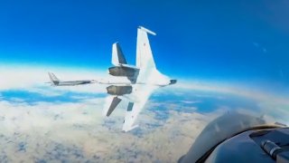 Russia Su-35 Nearly Hits F-16 Fighter