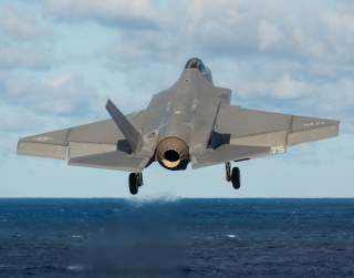 https://www.dvidshub.net/image/2212402/f-35-lightning-ii-begins-dt-ii-aboard-uss-dwight-d-eisenhower