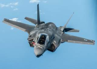 https://www.dvidshub.net/image/5760038/raf-f-35-lightning-ii-prepares-refueled-kc-135-stratotanker-during-training-mission-over