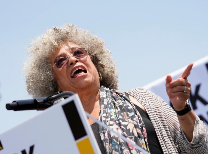 Professor Angela Davis speaks at a rally calling on Congress to censure President Donald Trump on Capitol Hill in Washington, U.S., April 30, 2019. REUTERS/Aaron P. Bernstein