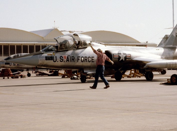 By Photographer's Name: MSgt. Paul N. Hayashi, USAF - U.S. DefenseImagery photo VIRIN: DF-ST-83-09786, Public Domain, https://commons.wikimedia.org/w/index.php?curid=5249657