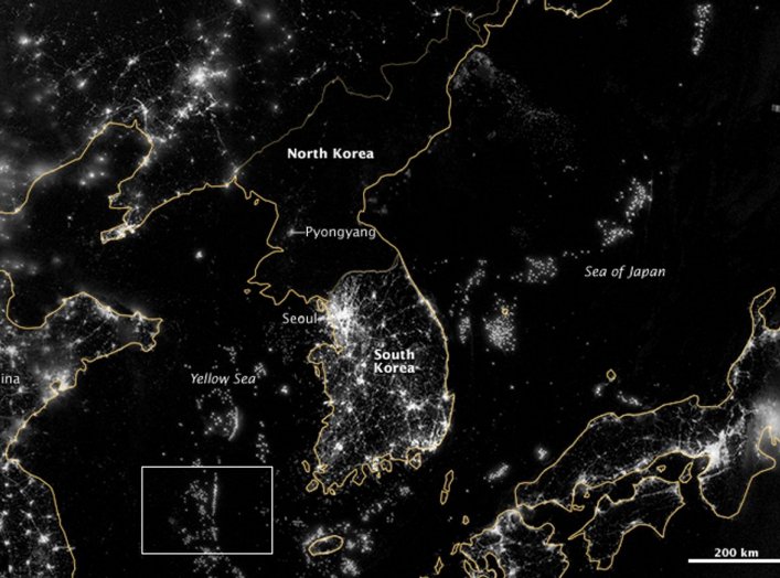 https://eoimages.gsfc.nasa.gov/images/imagerecords/79000/79796/korea_vir_2012268_1.jpg