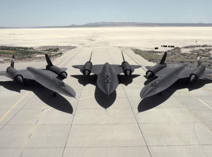 https://www.dvidshub.net/image/704678/three-sr-71s-ramp