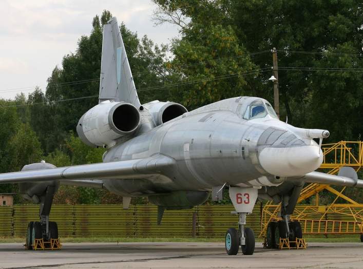 By Oleg V. Belyakov - AirTeamImages - Gallery page http://www.airliners.net/photo/Ukraine---Air/Tupolev-Tu-22KD/1400622/LPhoto http://cdn-www.airliners.net/aviation-photos/photos/2/2/6/1400622.jpg, CC BY-SA 3.0, https://commons.wikimedia.org/w/index.php?c