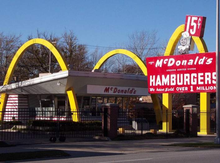 McDonalds museum (Ray Kroc's first ( April 1955) franchised restaurant in the chain, similar in style to the McDonald brothers 1953 franchised restaurants in Phoenix, Arizona and Downey, California ), Des Plaines, Illinois, USA.