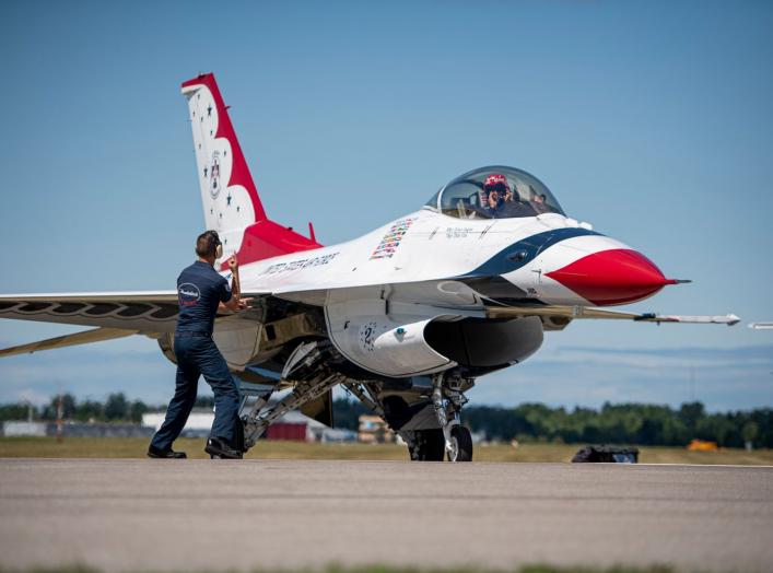 https://www.dvidshub.net/image/5704302/thunderbirds-rock-rochester