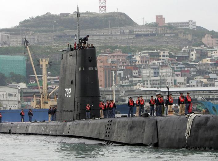 A Dutch-made submarine docks in a military port in Taiwan's northern city of Keelung, November 24, 2005. Taiwan's military is seeking public support to buy eight submarines, which are part of an arms package offered by Washington, to beef up the island's 