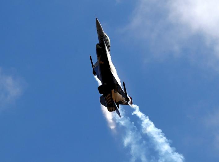  https://pictures.reuters.com/archive/TURKEY-AIRSHOW--RC1652ED0510.html