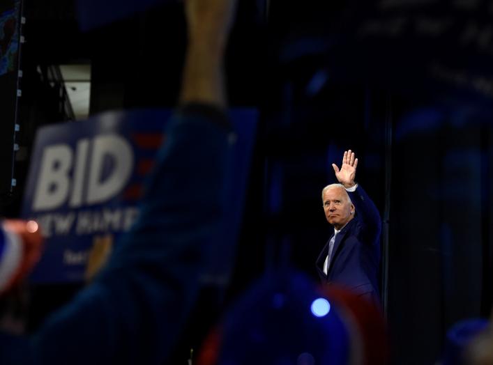 Democratic 2020 U.S. presidential candidate and former U.S. Vice President Joe Biden waves to the crowd after addressing the New Hampshire Democratic Party state convention in Manchester, New Hampshire, U.S. September 7, 2019. REUTERS/Gretchen Ertl