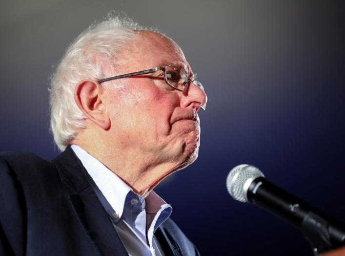 Democratic U.S. presidential candidate Senator Bernie Sanders hosts a climate rally with Rep. Rashida Tlaib and Rep. Ro Khanna in Iowa City, Iowa, U.S., January 12, 2020. REUTERS/Scott Morgan