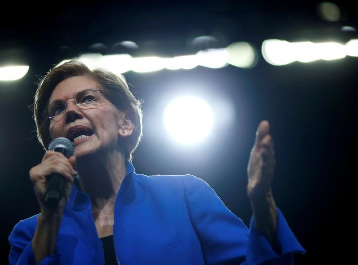 Democratic 2020 U.S. presidential candidate Sen. Elizabeth Warren speaks at a Democratic Party fundraising dinner, the Liberty and Justice Celebration, in Des Moines, Iowa, U.S. November 1, 2019. REUTERS/Eric Thayer