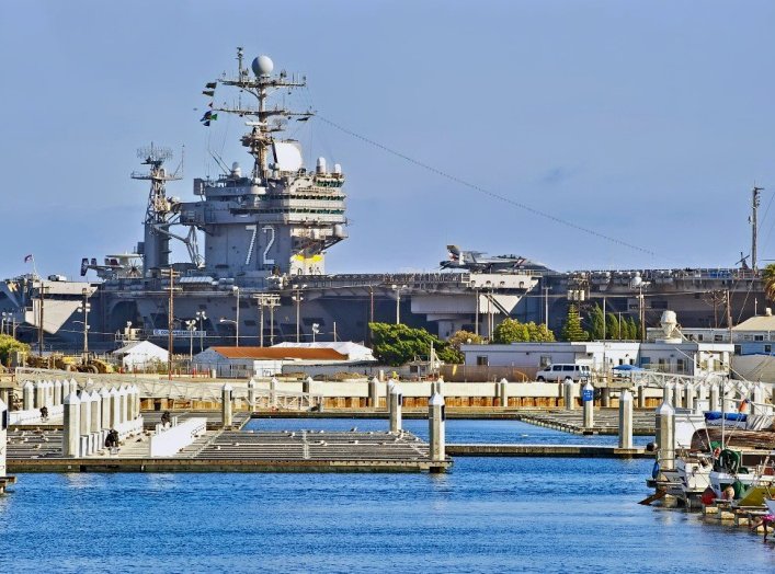 USS Abraham Lincoln Nimitz-Class Aircraft Carrier 